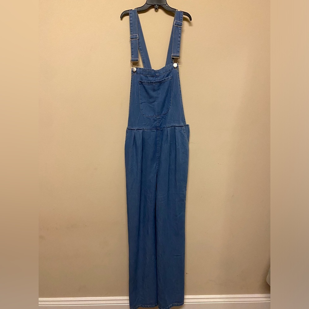 Women’s denim overalls